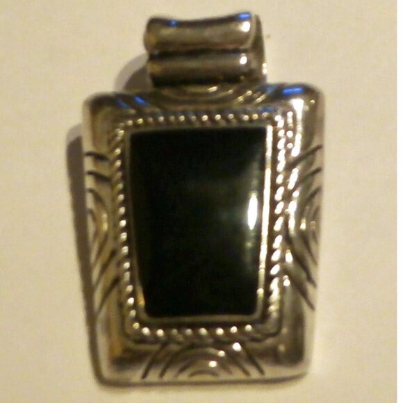 PHOENIX Retired  Premier Designs Pendant - Picture 1 of 2